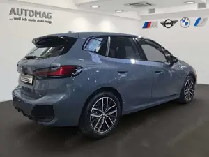 BMW 220 i M-Sport*AHK*HeadUp*DriveAssistPlus*ParkAssistPlu Bild 3