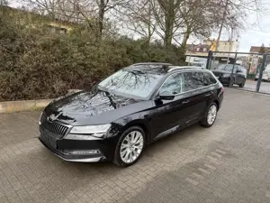 Skoda Superb Style 4x4/Panorama/Navi/Pdc/Kamera/Memory/Voll