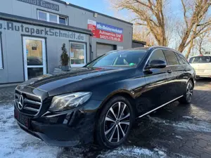 Mercedes-Benz E 350 d T RFK°PANO°NAVI°4xSZHG°TEMPOM°VOLLLEDER!