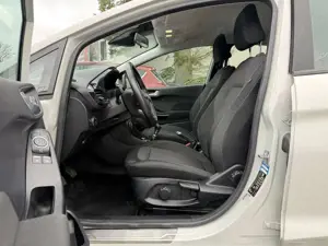 Ford Fiesta Active Navi LED Sitzheiz Unfallfrei 1.Hand 8xReife Bild 4
