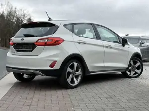 Ford Fiesta Active Navi LED Sitzheiz Unfallfrei 1.Hand 8xReife Bild 2