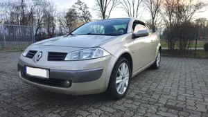 Renault Megane Cabrio 2.0 Luxe Dynamique Automatik*Getr.(Karmann) Bild 3