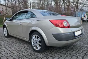 Renault Megane Cabrio 2.0 Luxe Dynamique Automatik*Getr.(Karmann) Bild 5