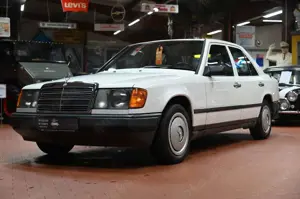 Mercedes-Benz 200 D W124 *OLDTIMER*TOLLER ZUSTAND*GARANTIE*