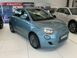 Fiat 500e Passion 42 kWh *Park-Komfort-Winter-Pakete*