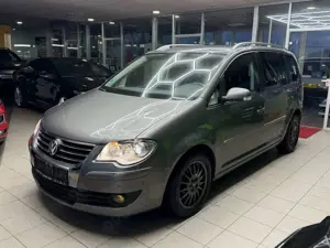 Volkswagen Touran Highline Automatik Navi Xenon Klima Alu