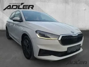 Skoda Fabia Tour 1,0 TSI DSG beheizb Frontscheibe Bild 3