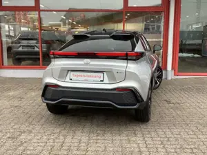 Toyota C-HR 2.0 Hybrid Lounge Bild 4