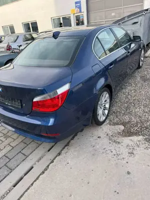 BMW 523 523i Frischer TüV PREIS VERHANDELBAR Bild 2