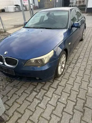 BMW 523 523i Frischer TüV PREIS VERHANDELBAR