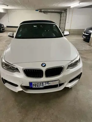 BMW 220 220i Cabrio Sport-Aut. M Sport