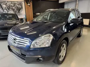 Nissan Qashqai Tekna 4X4 2.0 7 SITZER AHK XENON KAMERA