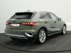 Audi A3 35TFSI S tr. StdHz*MATRIX*AHK*8fach Bild 3