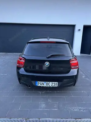 BMW 120 120 D M-Sport Bild 5
