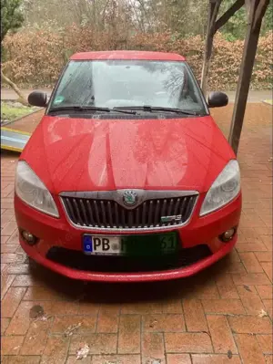 Skoda Fabia 1.4 TSI Combi DSG RS