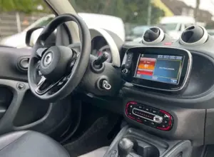 smart forTwo Basis 52 kW (453.342) Bild 4