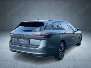 Skoda Superb Combi 2.0 TDI DSG Selection /AHK /PANO SD Bild 5