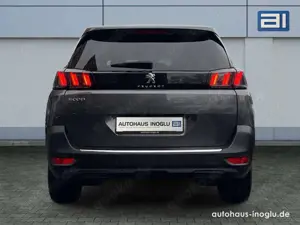Peugeot 5008 1.5 Blue-HDI FAP Allure Pack AT 7-Si+Navi+R-Kam+ Bild 4