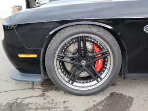 Dodge Challenger SRT Hellcat 6,2ltr - 527kw Schalter Leder Alcantar Bild 4
