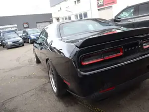 Dodge Challenger SRT Hellcat 6,2ltr - 527kw Schalter Leder Alcantar Bild 5