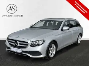 Mercedes-Benz E 220 Td Avantgarde+LED+Comand+Spur+Kamera+AHK