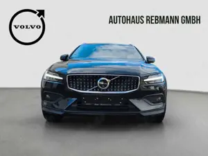 Volvo V60 Cross Country V60 B5 Cross Country Ultimate AWD Bild 2