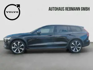 Volvo V60 Cross Country V60 B5 Cross Country Ultimate AWD Bild 4