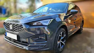 SEAT Tarraco FR 1.5 TSI DSG Panorama-Schiebedach schwenkbare-AH