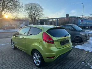 Ford Fiesta Trend TÜV NEU KLIMA ELEKTRISCHE FENSTER Bild 3