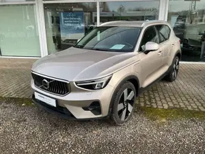 Volvo XC40 Plus Bright Recharge Plug-In Hybrid 2WD