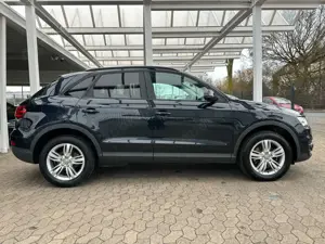Audi Q3 2.0 TDI*Ky-go*LED*NAVI*KlimaT*Funk*Tempomat*S