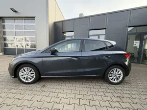 SEAT Ibiza 1.0 TSi FR Navi/Kamera/Assistenzpaket Bild 4