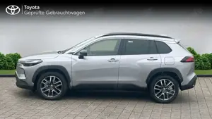 Toyota Corolla Cross Hybrid 2,0 ltr. Teamplayer TTW SH Klima Smart-Key Bild 3
