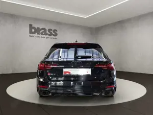 Audi RS4 4 331(450) kW(PS) tiptronic Bild 5