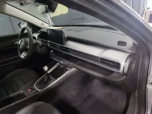 Jeep Avenger Altitude Ice Shz Navi Kamera PDC Leder Bild 5