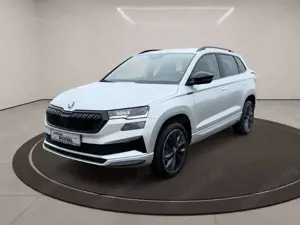 Skoda Karoq Sportline 2.0 TDI DSG ACC MATRIX SHZ LHZ