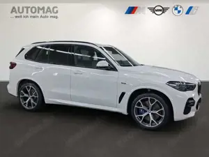 BMW X5 xDrive45e M-Sport*Laser*DrivingAssistProf*ParkAssi Bild 2