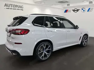 BMW X5 xDrive45e M-Sport*Laser*DrivingAssistProf*ParkAssi Bild 3