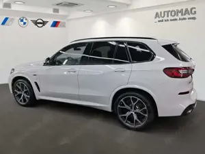 BMW X5 xDrive45e M-Sport*Laser*DrivingAssistProf*ParkAssi Bild 4