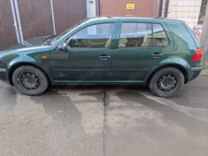 Volkswagen Golf 1.6 Trendline