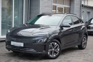 Hyundai Others KONA 2WD 3Phasen W-pump Navi Totwinke ACC Kamera
