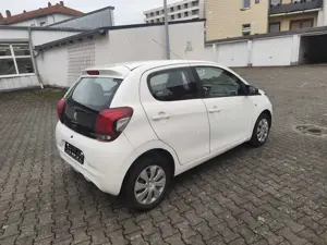 Peugeot 108 4 Türer Klima USB Aux wenig Kilometer sparsam Bild 4