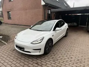 Tesla Model 3 Standard Reichweite Plus Hinterradantrieb