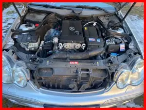 Mercedes-Benz C 200 T Kompr. ELEG. AUT. BI-XENON KLIMAAUT. PDC Bild 5