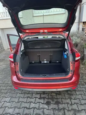 Ford C-Max C-Max Diesel 2.0 TDCi Start-Stop-System Aut. Titanium Bild 4