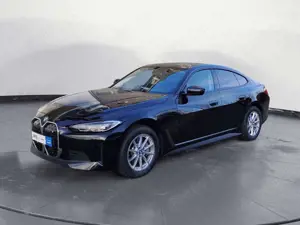 BMW i4 eDrive40 *PDC*Navi*Bluetooth*MP3 *Klima*Schn. Bild 2