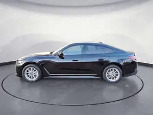 BMW i4 eDrive40 *PDC*Navi*Bluetooth*MP3 *Klima*Schn. Bild 3