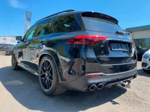 Mercedes-Benz GLE 53 AMG 4M+/Pano/Air/Dynamic+/22"/RideControl Bild 4