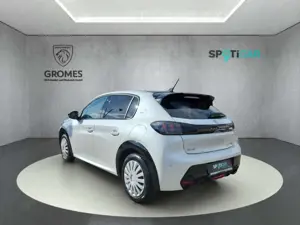 Peugeot 208 1.2 PT GT 100 EAT8 Navi LED Kamera Apple CarPlay A Bild 5