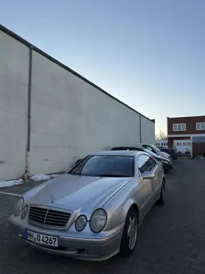 Mercedes-Benz CLK 230 Coupe Kompressor Avantgarde